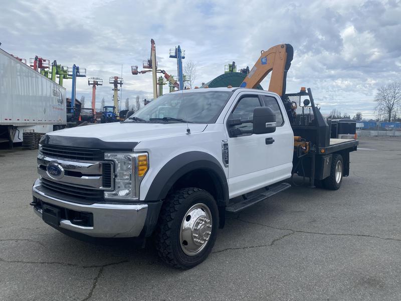 2017 Ford F-550 SuperCab 4WD 10 Foot Flat Deck With Crane display photo