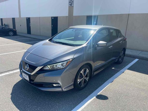 2018 Nissan LEAF image 3