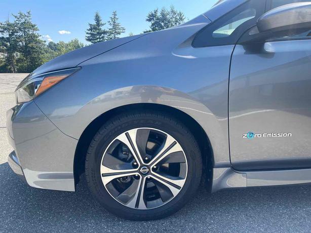 2018 Nissan LEAF image 4