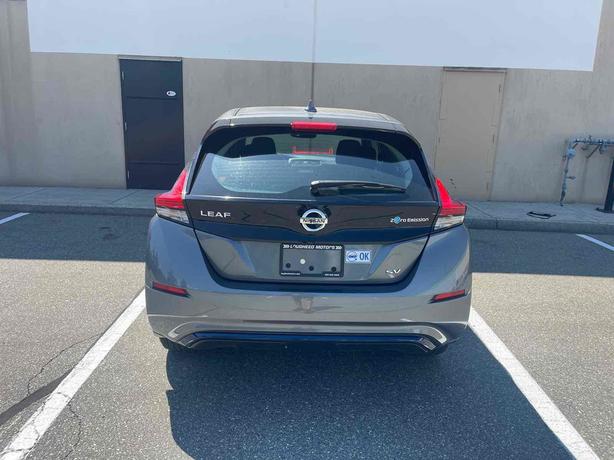 2018 Nissan LEAF image 7