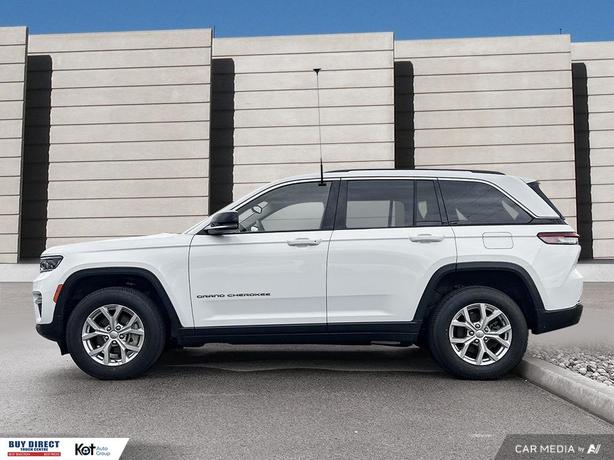 2023 Jeep Grand Cherokee Limited AUTO, KEYLESS ENTRY, LEATHER HEATED SEATS, SAND image 3