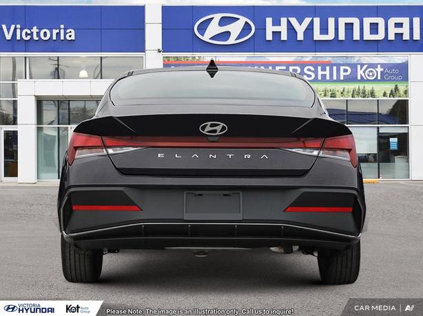 2025 Hyundai Elantra ESSENTIAL demo image 5