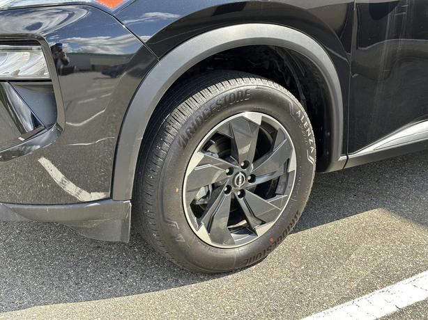 2024 Nissan Rogue image 4