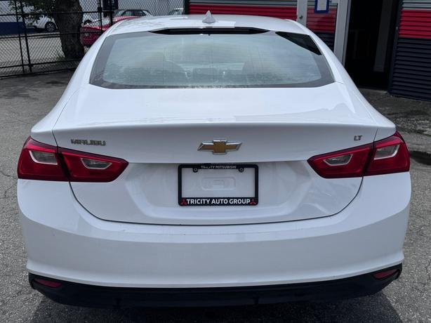 2023 Chevrolet Malibu LT - Apple CarPlay, Android Auto, Heated Seats image 4