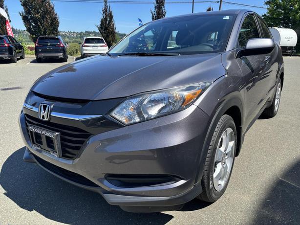 2016 Honda HR-V LX image 3