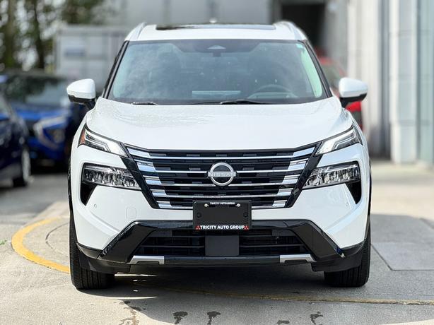 2024 Nissan Rogue Platinum - No Accidents, One Owner, Sunroof image 2