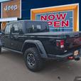 2023 Jeep Gladiator Mojave 4x4 | Back-Up Camera | Bluetooth Connection! thumbnail image 4