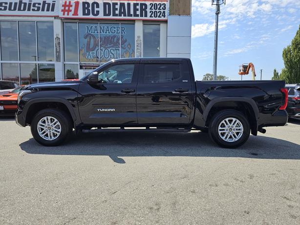 2024 Toyota Tundra SR5 - No Accidents, Adaptive Cruise Control image 8