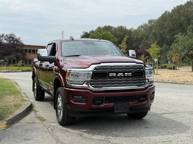 2024 RAM 3500 Limited Crew Cab Short Box 4x4 Cummins Turbo Diesel image 2