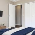 1 bedroom Windsor Green thumbnail image 6
