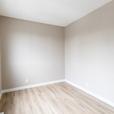 3 bedroom Queen's Park Townhomes thumbnail image 8