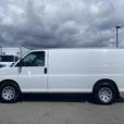 2009 Chevrolet Express 1500 Cargo Van thumbnail image 2