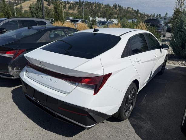 2025 Hyundai Elantra PREFERRED image 4