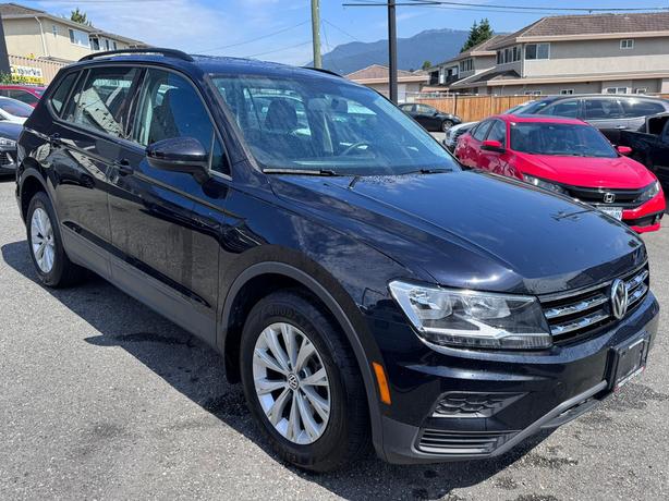 2020 Volkswagen Tiguan Trendline - No Accidents, Heated Seats, BlueTooth image 3