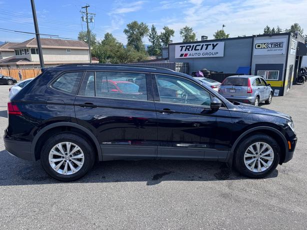 2020 Volkswagen Tiguan Trendline - No Accidents, Heated Seats, BlueTooth image 4