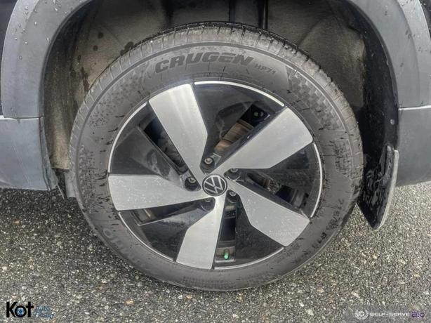 2023 VOLKSWAGEN TAOS image 6