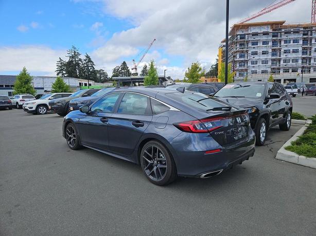 2024 Honda Civic Hatchback Sport Touring CVT | No Reported Accidents | One Owner image 4