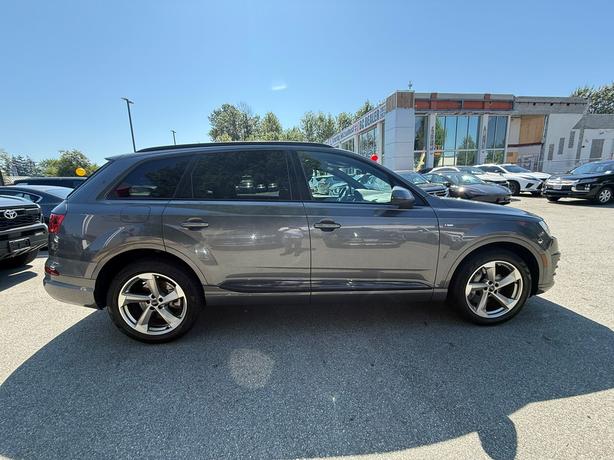 2018 Audi Q7 Technik - S Line Package, No Accidents, Sunroof image 4