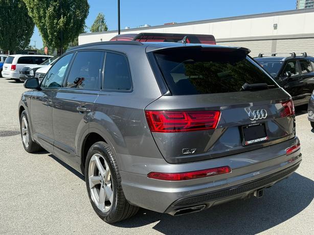2018 Audi Q7 Technik - S Line Package, No Accidents, Sunroof image 7