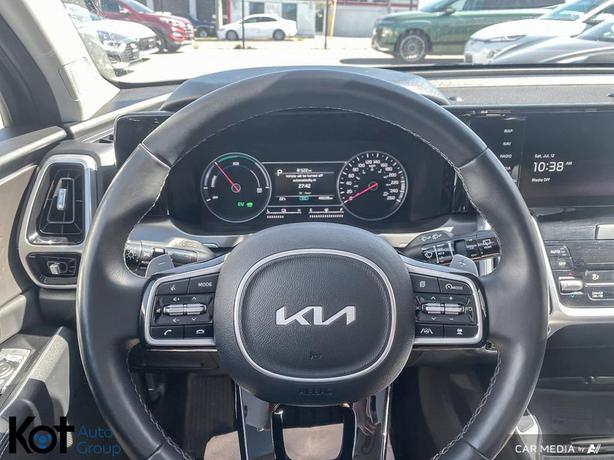 2023 Kia Sorento PHEV EX image 7