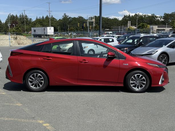 2021 Toyota Prius Prime FWD - Exterior Parking Camera Rear & ABS Brakes image 5