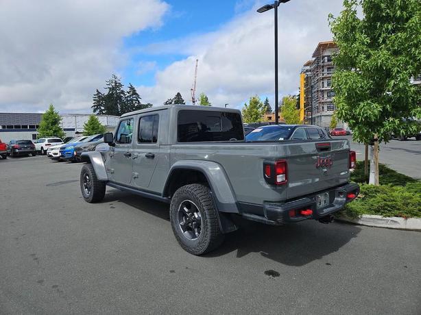 2023 Jeep Gladiator Rubicon 4x4 | Smart Device Integration | Rollover Protection image 4
