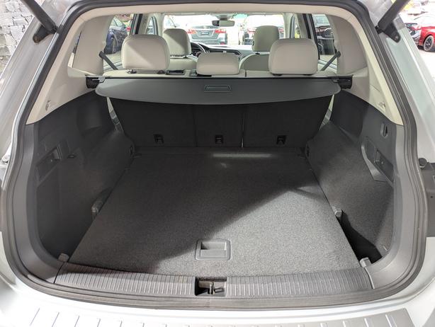 2018 Volkswagen Tiguan 4Motion image 8