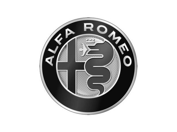2018 Alfa Romeo Stelvio Sport image 1