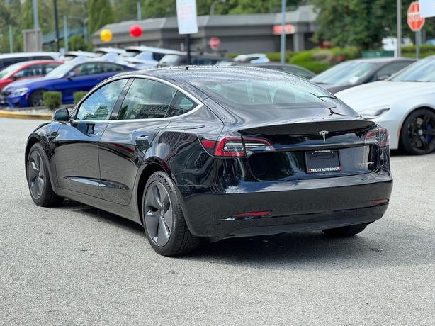 2019 Tesla Model 3 Long Range - Dual Motor, No Accidents image 7