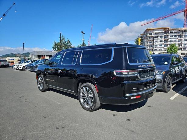 2023 Jeep Grand Wagoneer L Series III 4x4 | Remote Starter | Smart Device Integr image 4