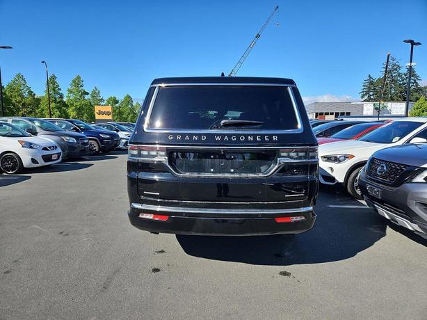 2023 Jeep Grand Wagoneer L Series III 4x4 | Remote Starter | Smart Device Integr image 5