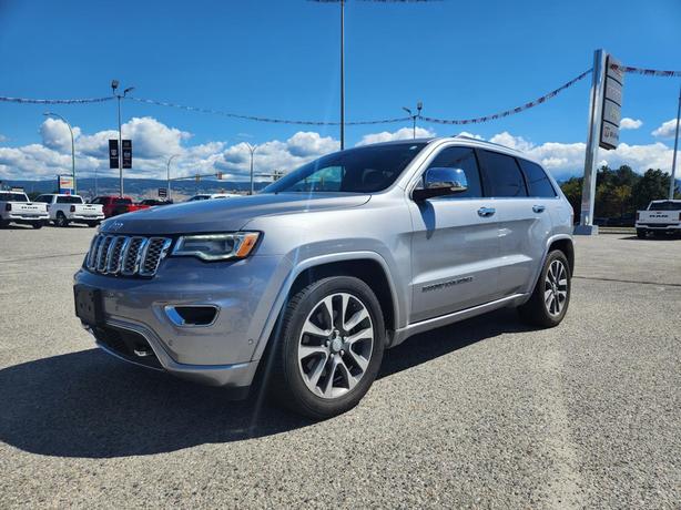2017 Jeep Grand Cherokee OVERLAND image 1