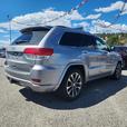 2017 Jeep Grand Cherokee OVERLAND thumbnail image 3