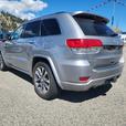 2017 Jeep Grand Cherokee OVERLAND thumbnail image 4