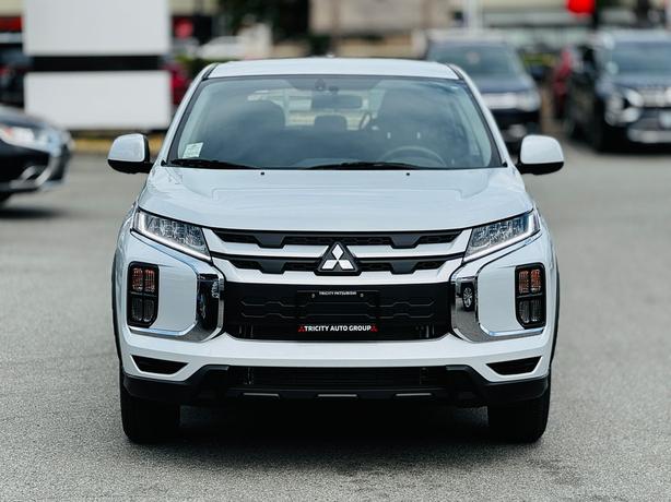 2025 Mitsubishi RVR ES - Heated Seats, Apple Carplay/Android Auto image 8