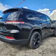 2024 Jeep Grand Cherokee L LIMITED thumbnail image 3