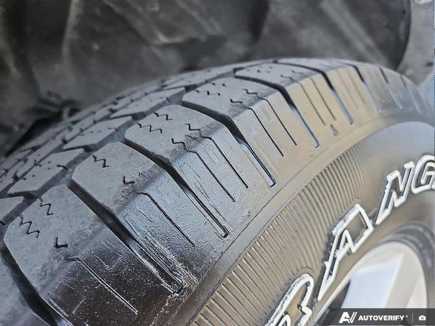 2023 RAM 1500 Classic Tradesman 4x4 Crew Cab 6'4 Box | No Reported Accidents! image 7