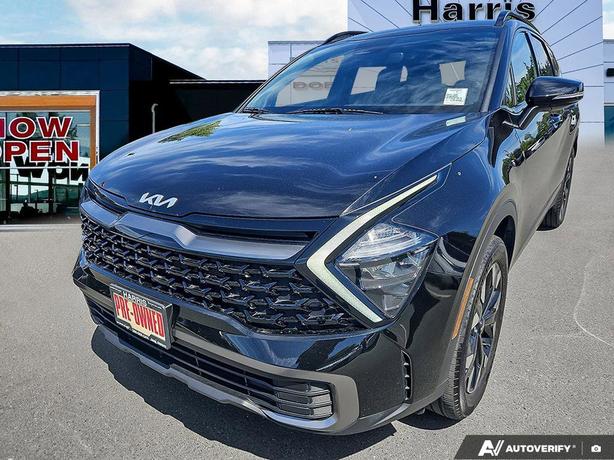 2023 Kia Sportage LX AWD | No Reported Accidents | One Owner! image 8