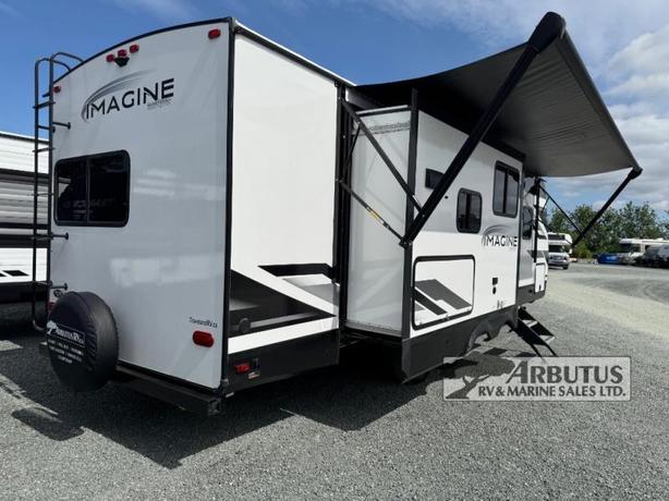 Used 2022 Grand Design Imagine 2670MK image 8