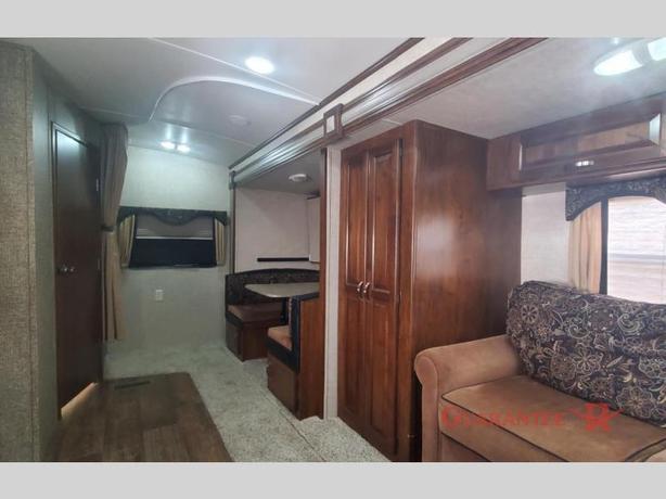 Used 2014 Keystone RV Laredo Super Lite 255RB image 8