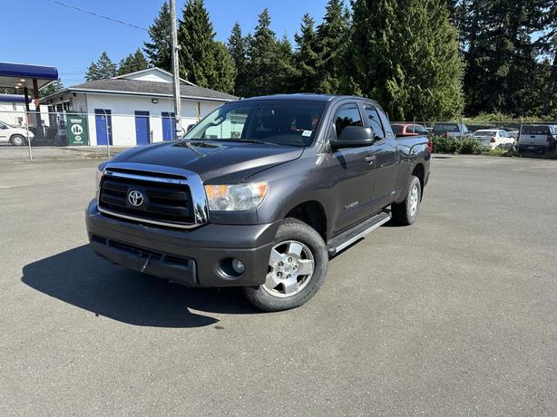 2012 Toyota Tundra SR5 image 1