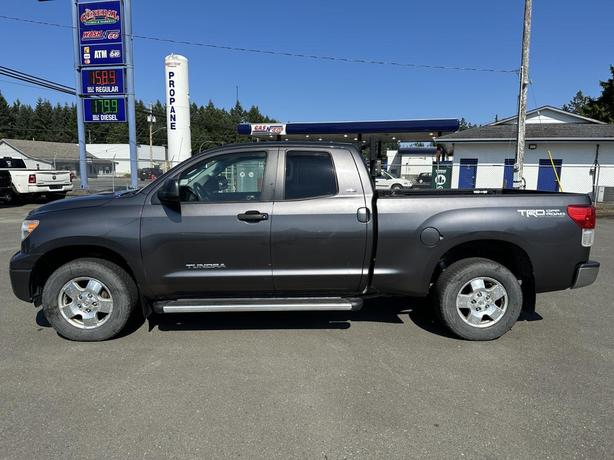 2012 Toyota Tundra SR5 image 2