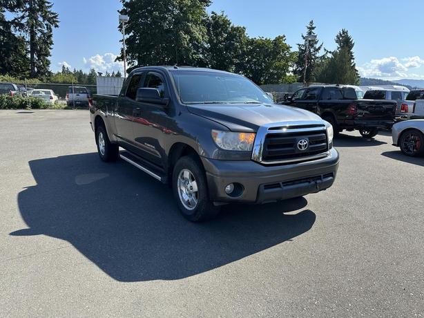 2012 Toyota Tundra SR5 image 7