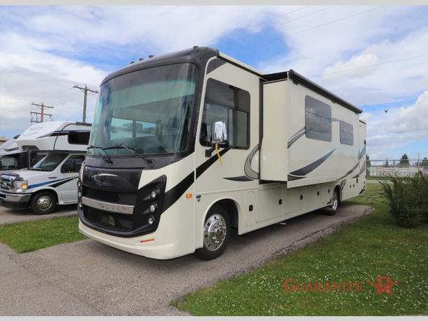 Used 2021 Jayco Entegra Vision EX34B image 3