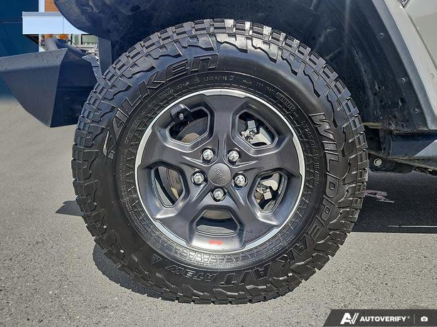 2023 Jeep Gladiator Rubicon 4x4 | Smart Device Integration | Rollover Protection image 6