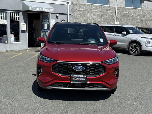 2023 Ford Escape ST-Line Elite AWD - Memory Seat & Panoramic Roof image 3
