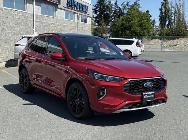 2023 Ford Escape ST-Line Elite AWD - Memory Seat & Panoramic Roof image 4