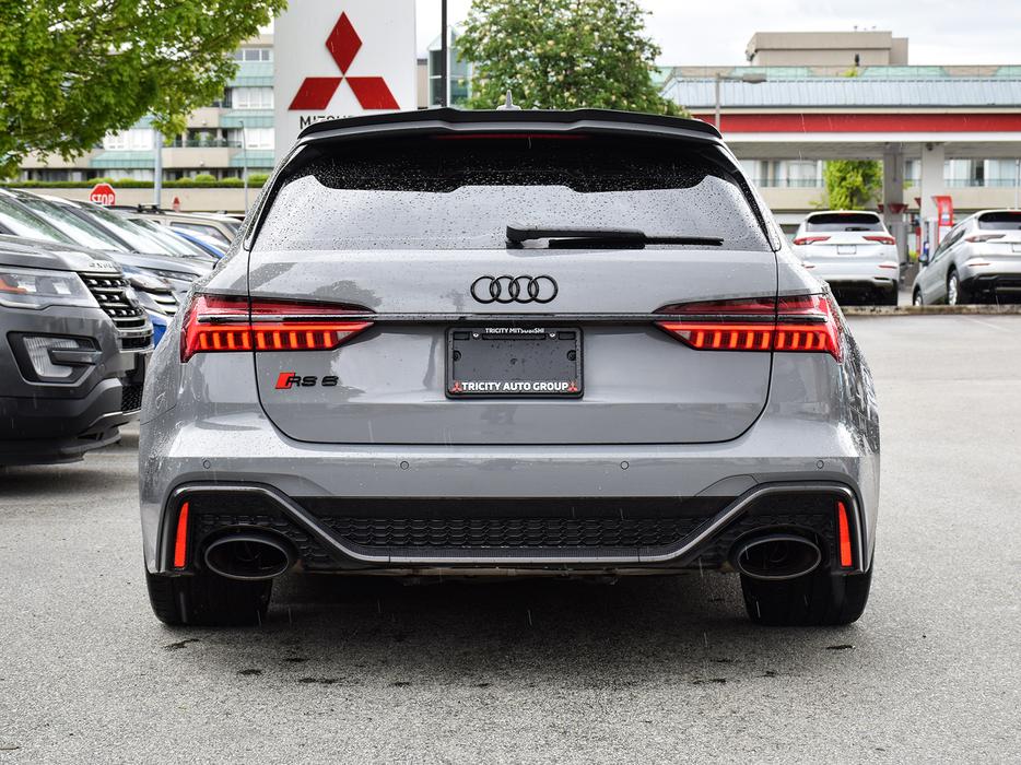 2024 Audi RS 6 Avant - Matte Optics, One Owner, Local BC Vehicle display photo