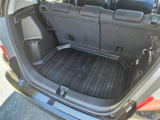 2009 Honda  Fit Sport image 8