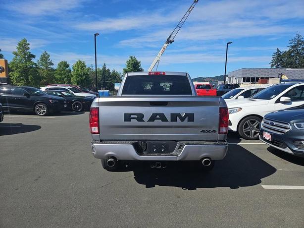 2020 RAM 1500 Classic Express image 5